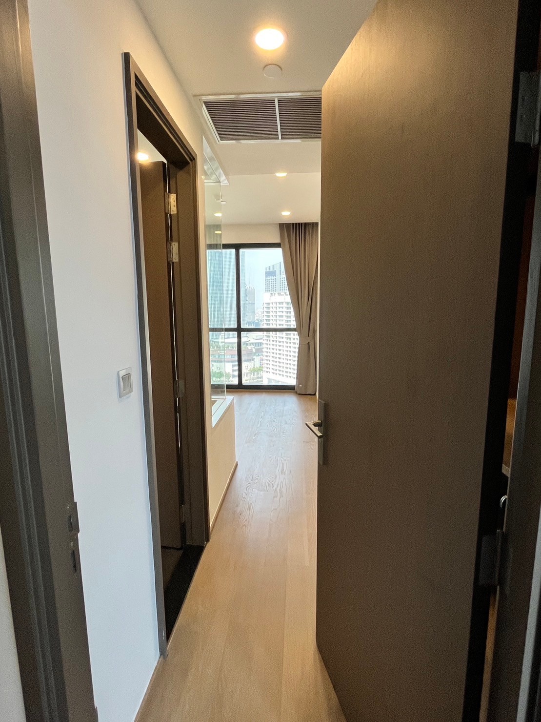 Ashton Chula-Silom - Image 12