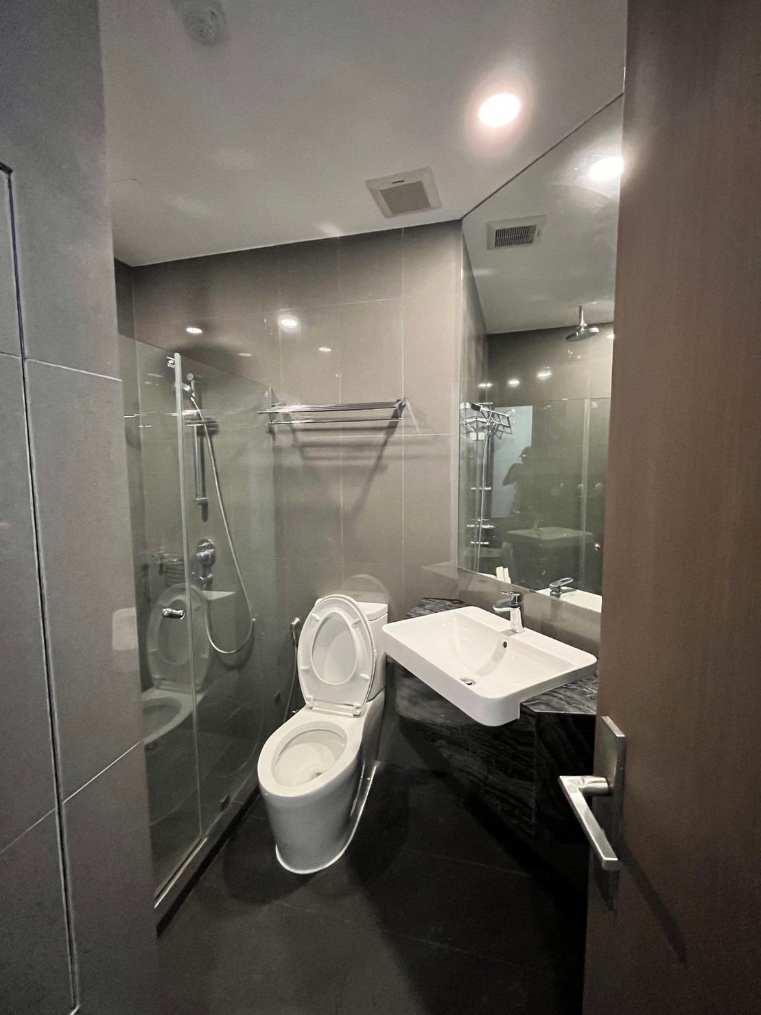 Ashton Chula-Silom - Image 6