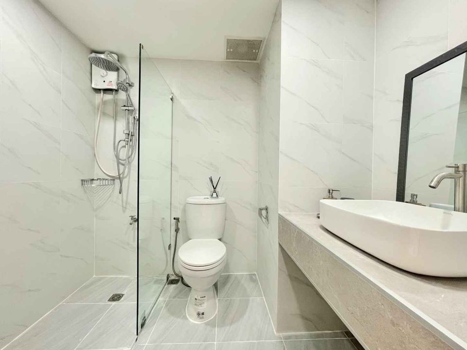 JC Hill Place - Image 4