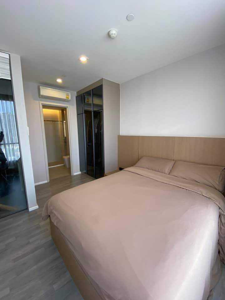 The Room Sathon - St. Louis - Image 4