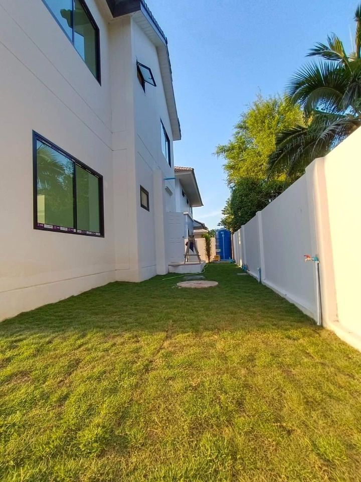 4 Bedroom House For Sale in San Sai Luang, San Sai, Chiang Mai - Image 11