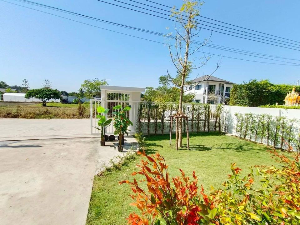 4 Bedroom House For Sale in San Sai Luang, San Sai, Chiang Mai - Image 9