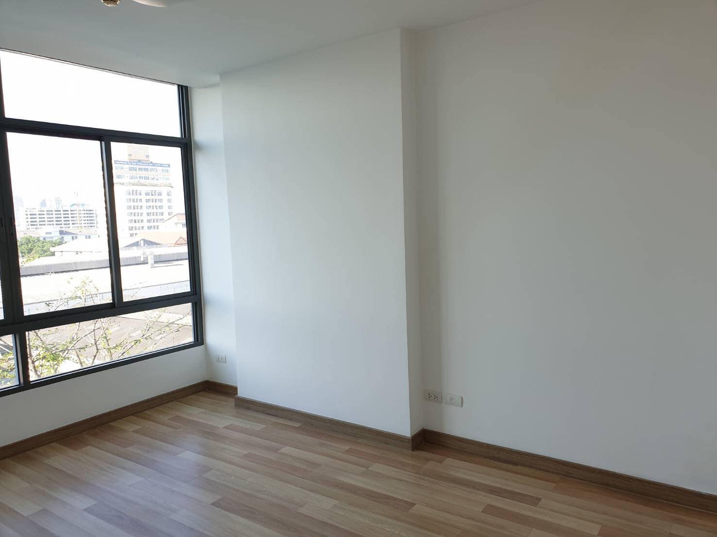 Ideo Blucove Sukhumvit - Image 3
