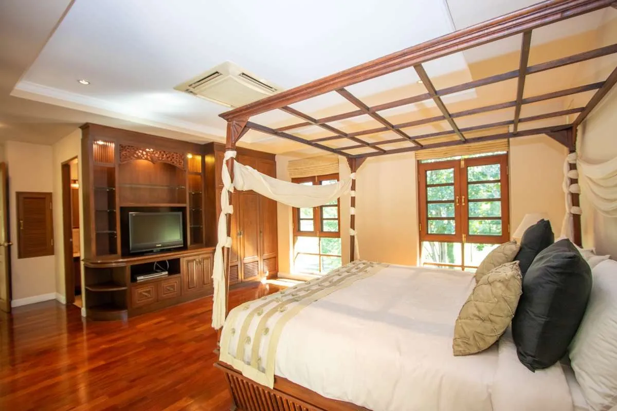 Summit Green Valley - Image 11