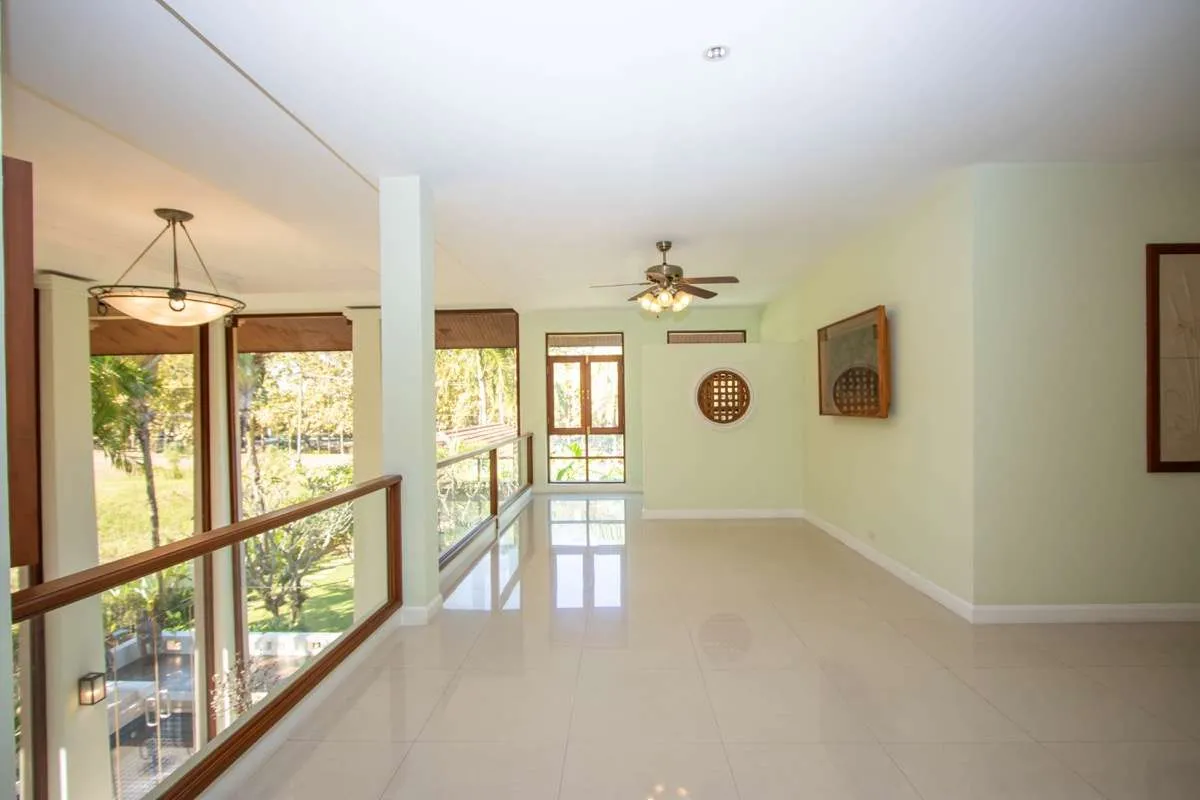 Summit Green Valley - Image 4