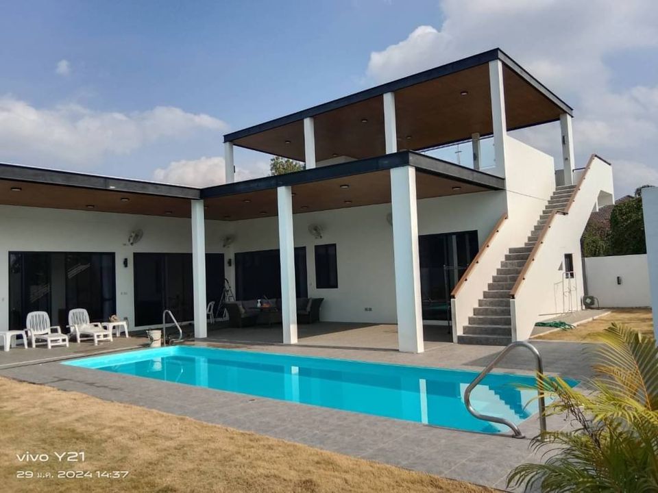 4 Bedroom House  in Ban Waen, Hang Dong, Chiang Mai - Image 1