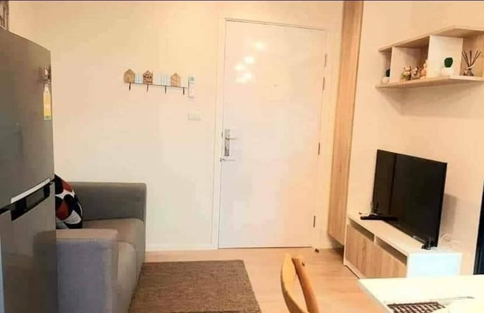 Escent Condo - Image 2