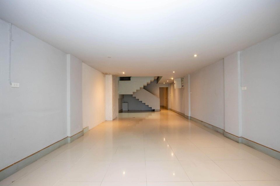 6 Bedroom Townhouse  in Suthep, Mueang Chiang Mai, Chiang Mai - Image 5