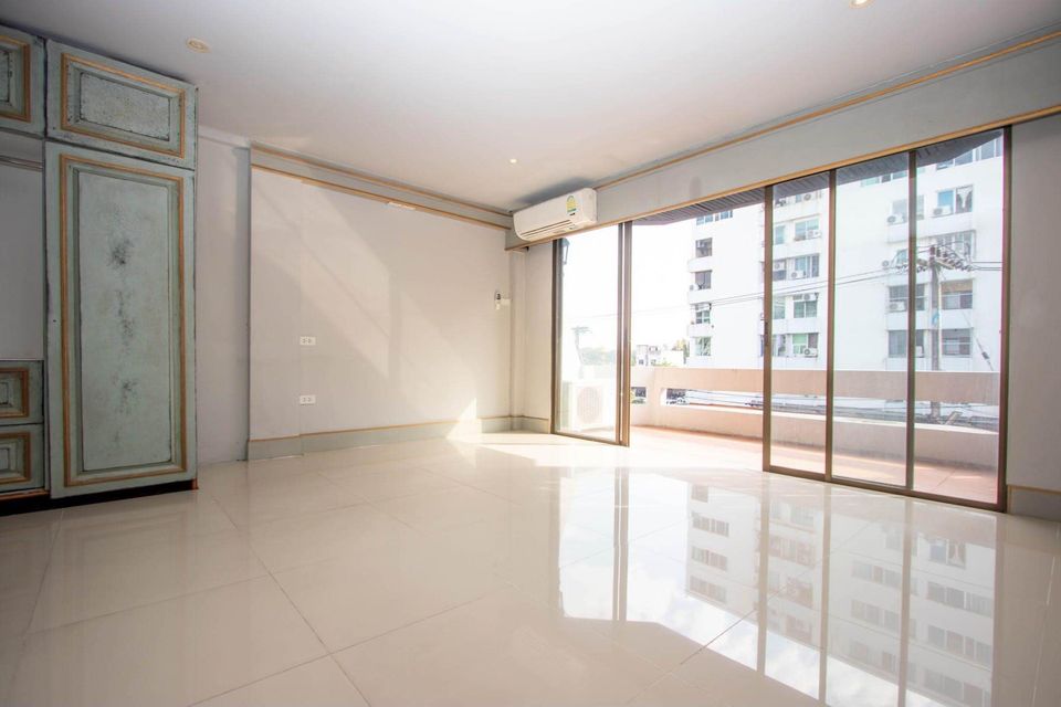6 Bedroom Townhouse  in Suthep, Mueang Chiang Mai, Chiang Mai - Image 9