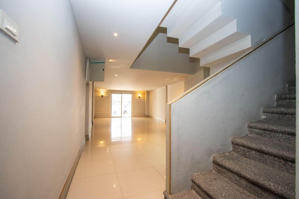 6 Bedroom Townhouse  in Suthep, Mueang Chiang Mai, Chiang Mai - Image 3