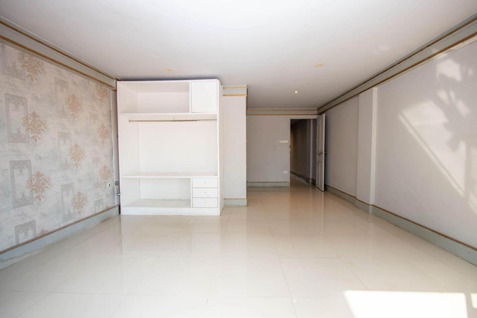 6 Bedroom Townhouse  in Suthep, Mueang Chiang Mai, Chiang Mai - Image 8