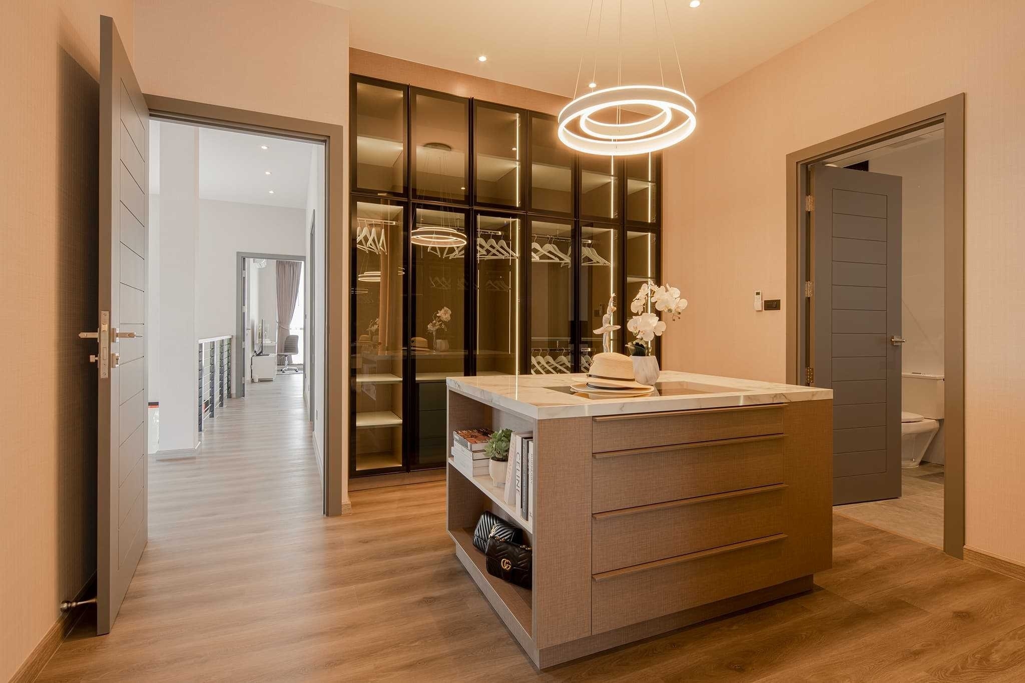 4 Bedroom House For Sale in San Phak Wan, Hang Dong, Chiang Mai - Image 11