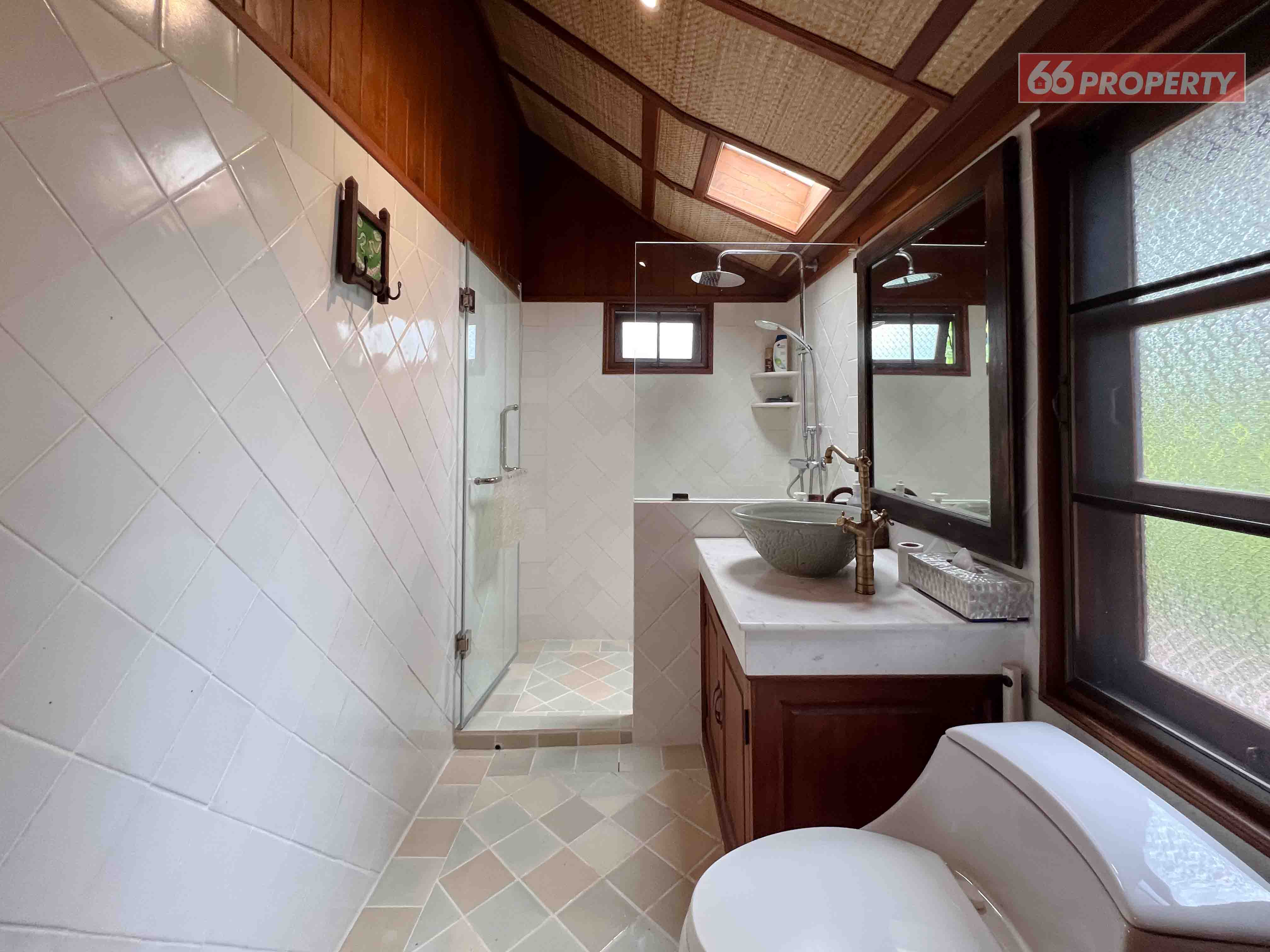 5 Bedroom House For Sale in San Phak Wan, Hang Dong, Chiang Mai - Image 28