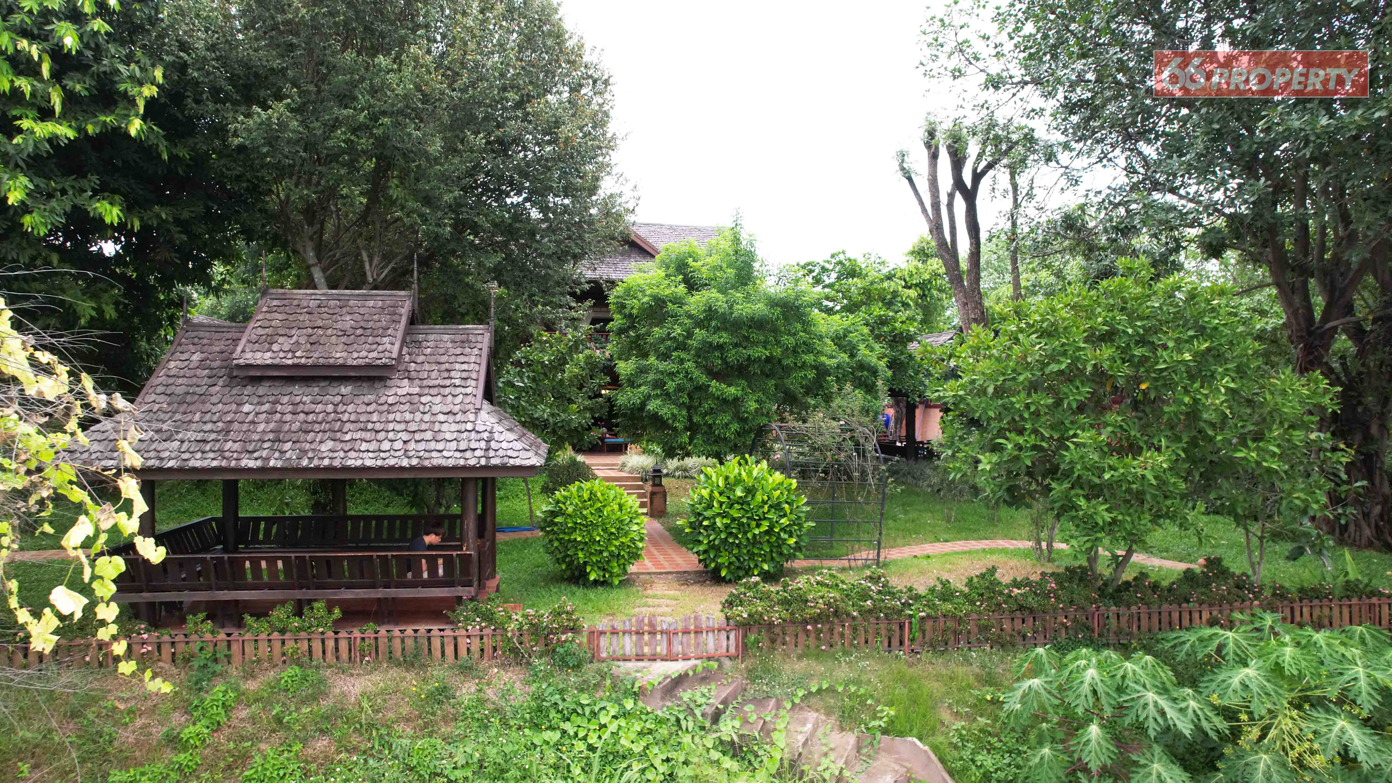 5 Bedroom House For Sale in San Phak Wan, Hang Dong, Chiang Mai - Image 11