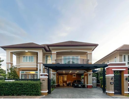 6 Bedroom House For Sale in Pa Daet, Mueang Chiang Mai, Chiang Mai - Image 1
