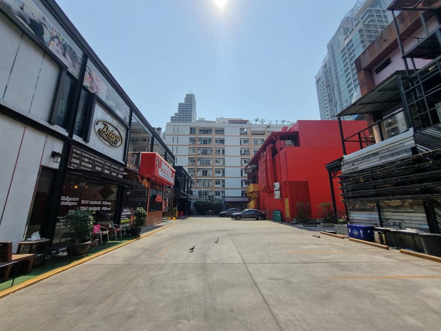  Retail Space  in Khlong Tan Nuea, Vadhana, Bangkok - Image 11