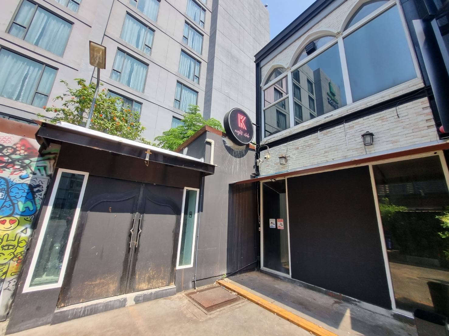  Retail Space  in Khlong Tan Nuea, Vadhana, Bangkok - Image 1