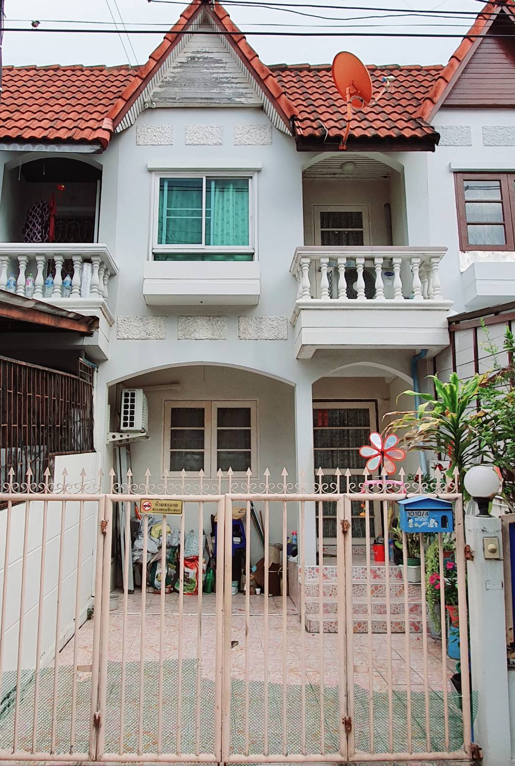 2 ห้องนอน ทาวน์เฮาส์ สำหรับขาย ใน บางจาก, พระโขนง, กรุงเทพมหานคร - Image 1