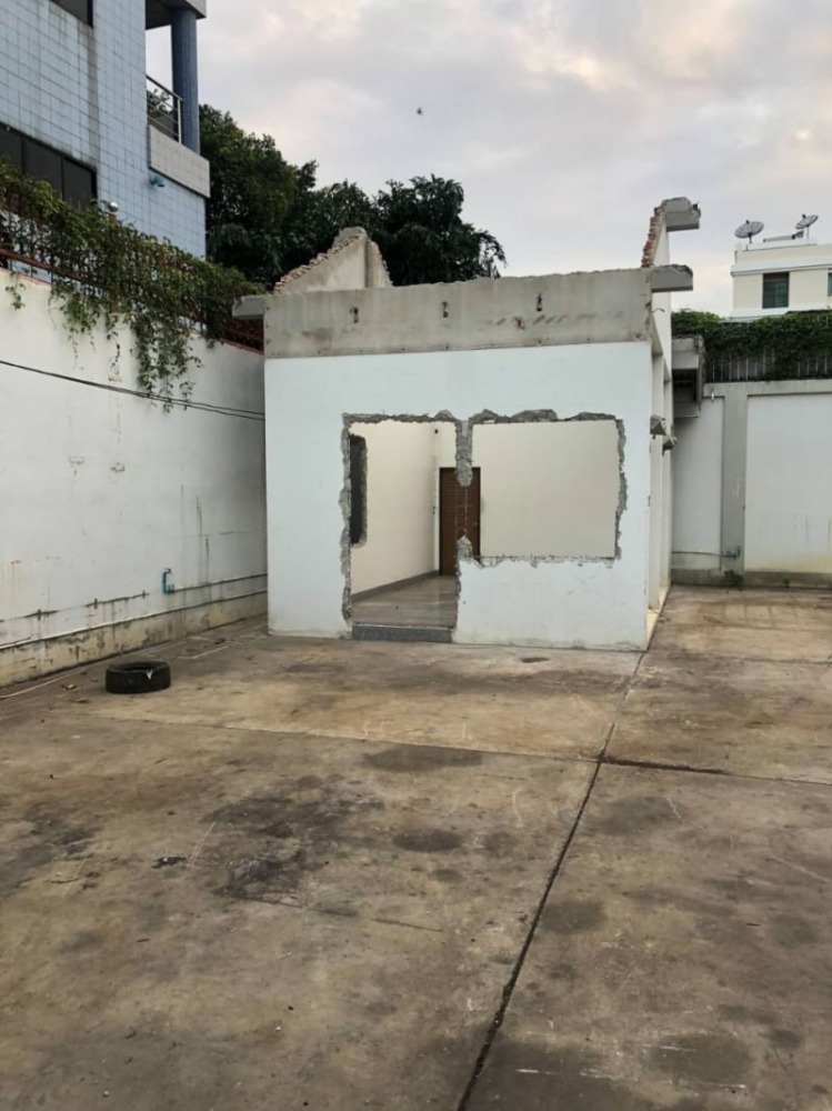  Land For Sale in Chong Nonsi, Yan Nawa, Bangkok - Image 5