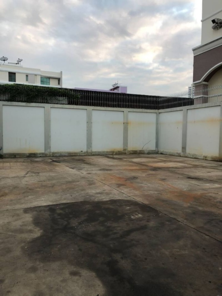  Land For Sale in Chong Nonsi, Yan Nawa, Bangkok - Image 4
