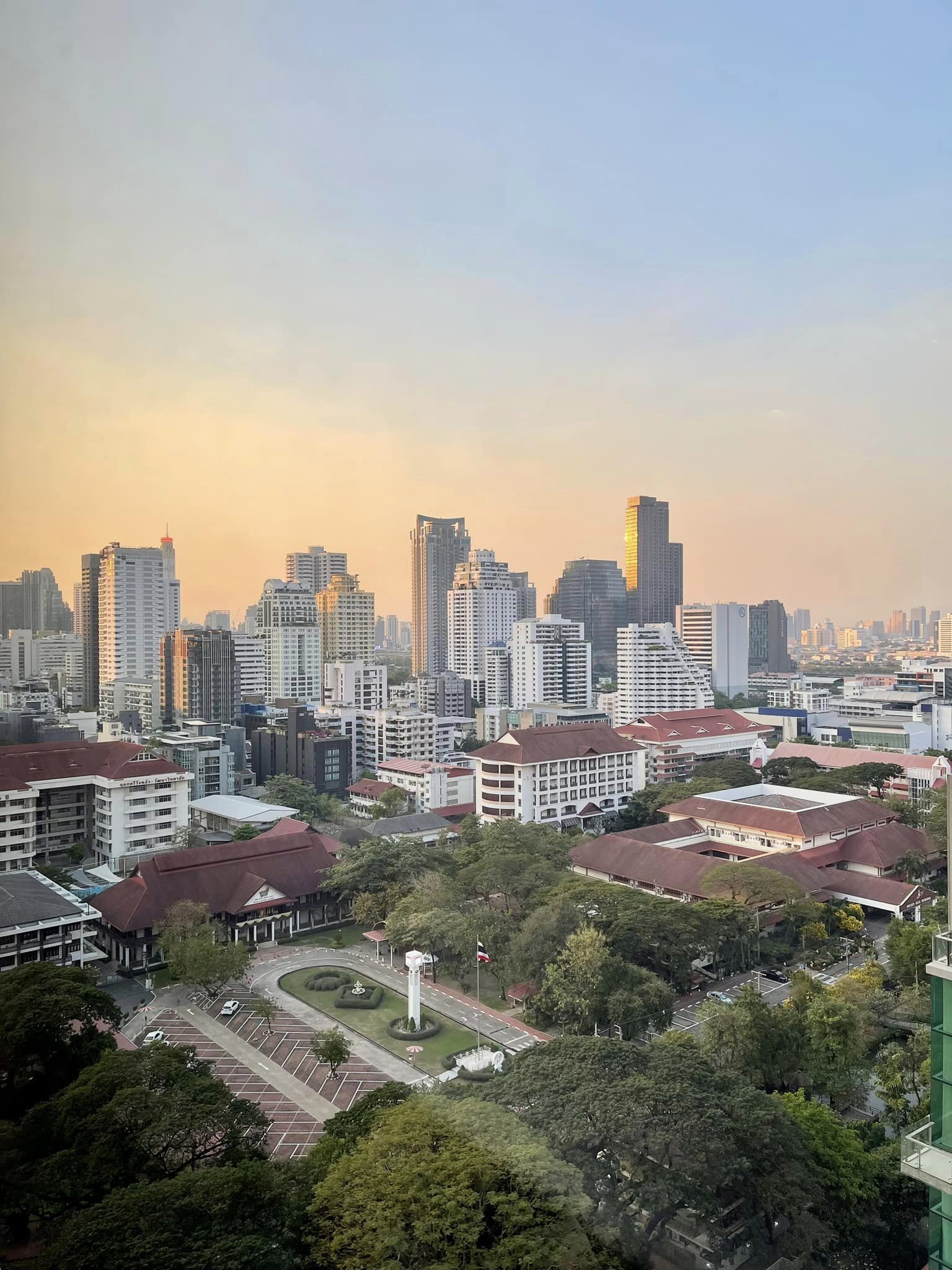 The ESSE Asoke - Image 17