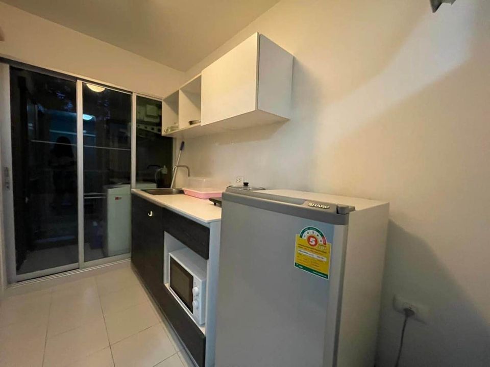 D VIENG Santitham - Image 4
