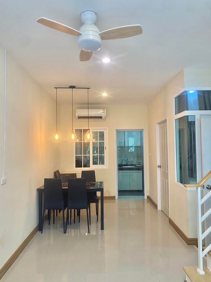 3 ห้องนอน ทาวน์เฮาส์ สำหรับขาย ใน ดอกไม้, ประเวศ, กรุงเทพมหานคร - Image 9