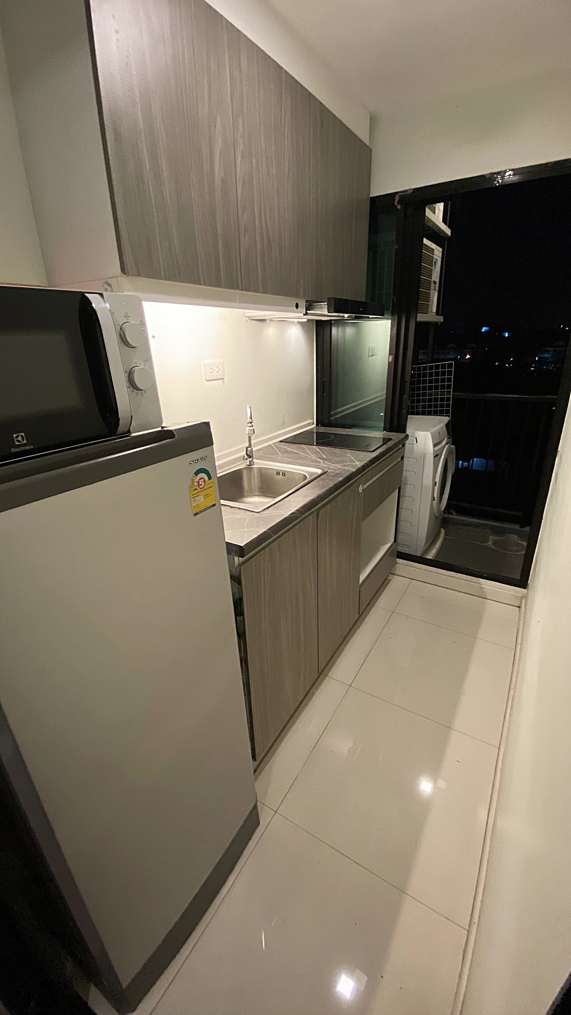 บี ลอฟท์ สุขุมวิท 107 - Image 18