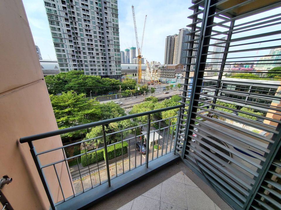 Villa Asoke Condominium - Image 8