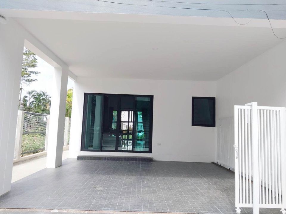 2 Bedroom Townhouse For Rent in Pa Tan, Mueang Chiang Mai, Chiang Mai - Image 2