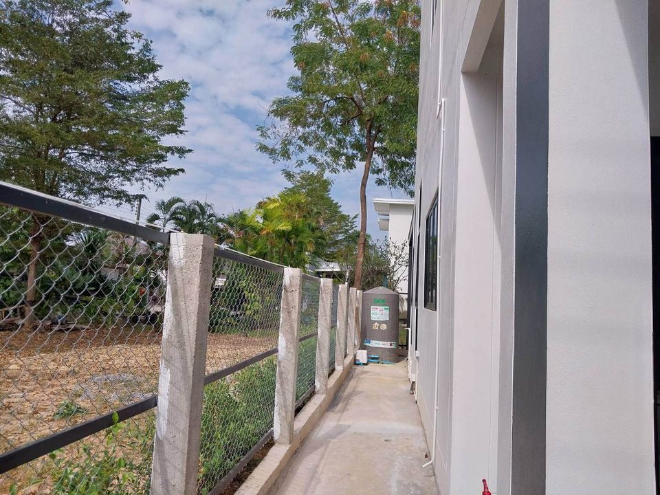 2 Bedroom Townhouse For Rent in Pa Tan, Mueang Chiang Mai, Chiang Mai - Image 12