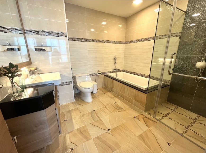 The Treasure Condo - Image 8