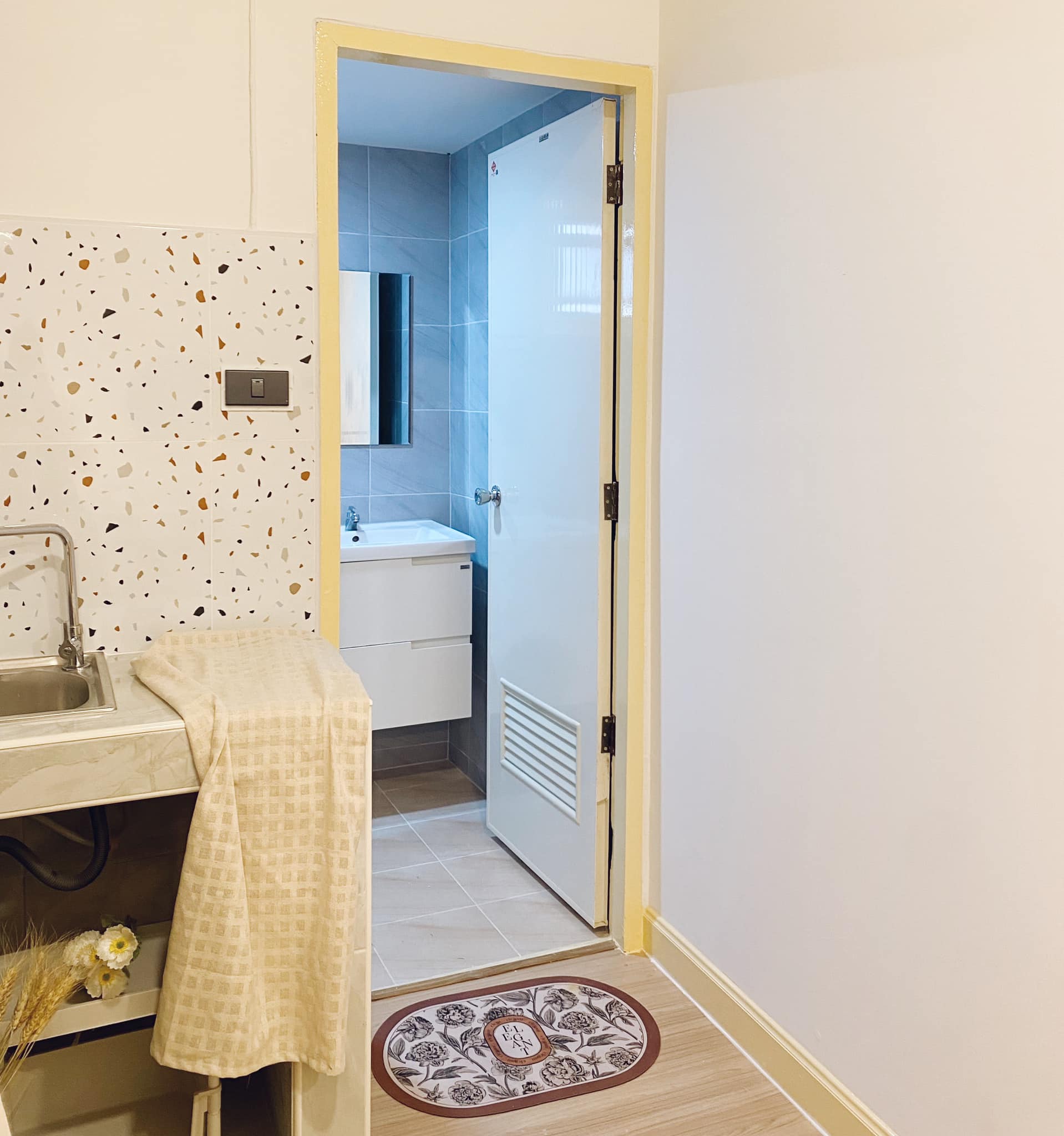 Impress Town Condominium - Image 10