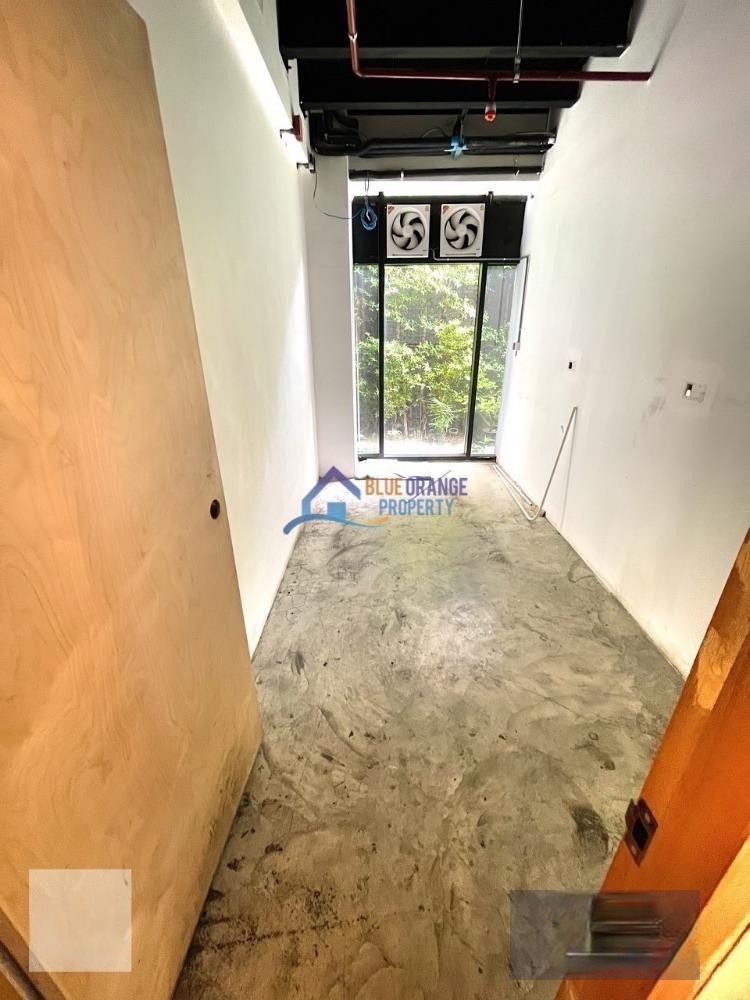  Retail Space  in Khlong Tan Nuea, Vadhana, Bangkok - Image 8
