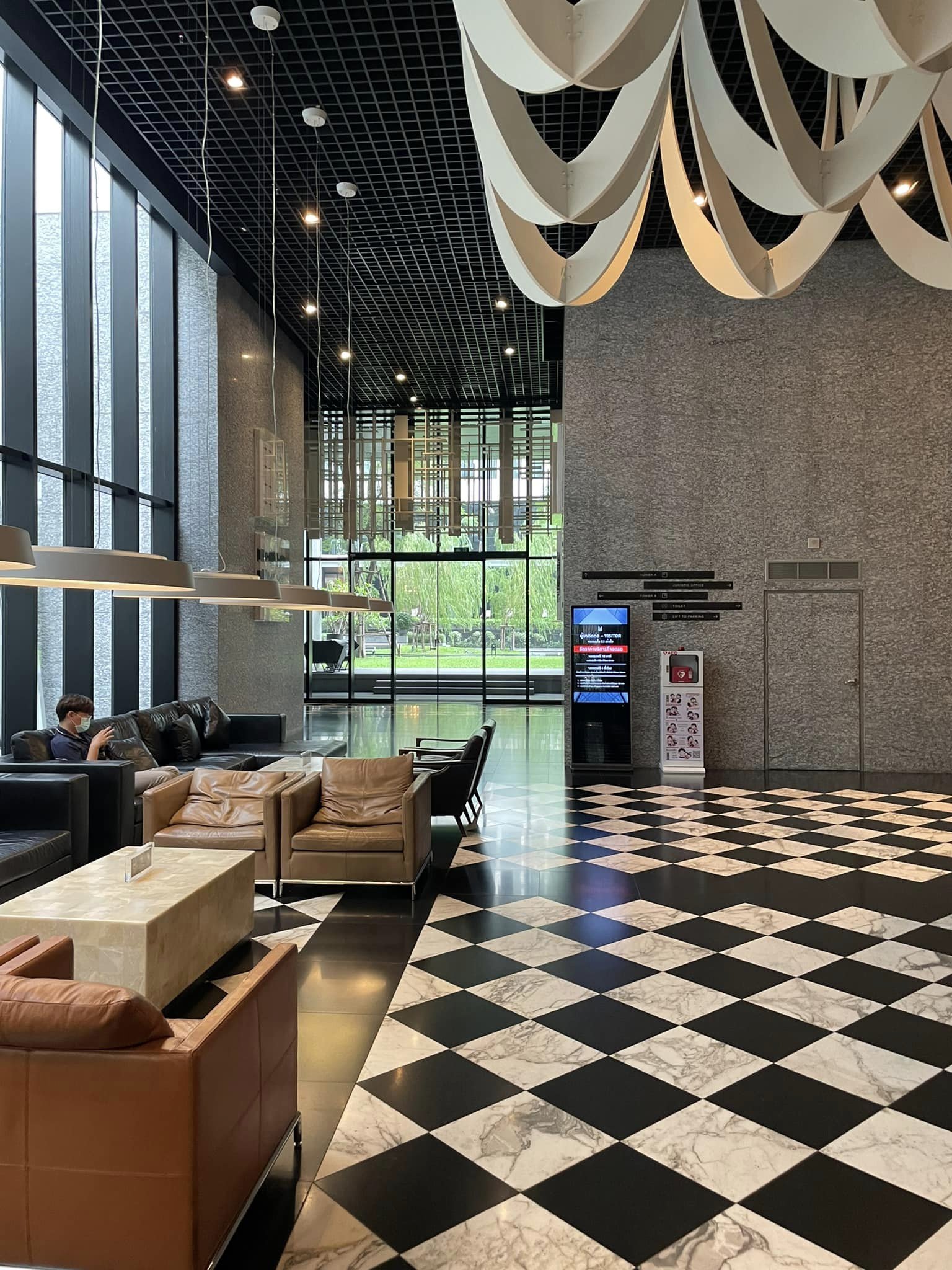 Noble Ploenchit - Image 4