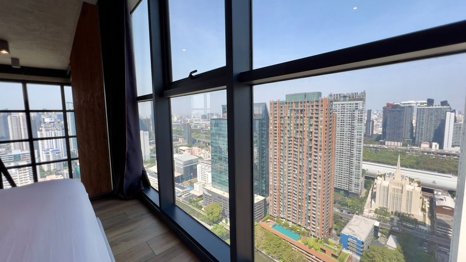 The Lofts Asok by Raimon Land - Image 13
