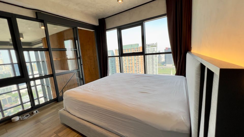 The Lofts Asok by Raimon Land - Image 7