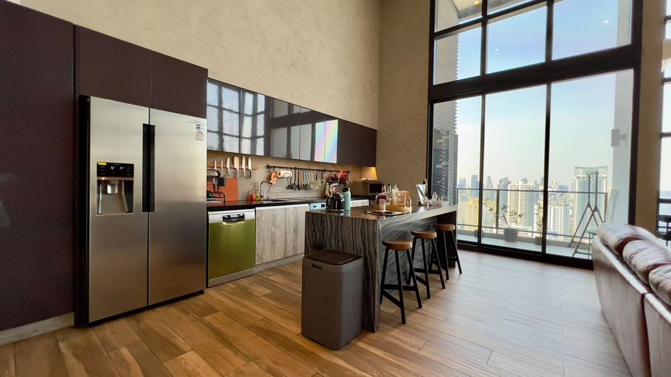 The Lofts Asok by Raimon Land - Image 8