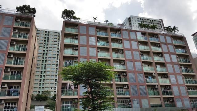 1 Bedroom Condo For Sale in Huai Khwang, Huai Khwang, Bangkok - Image 9