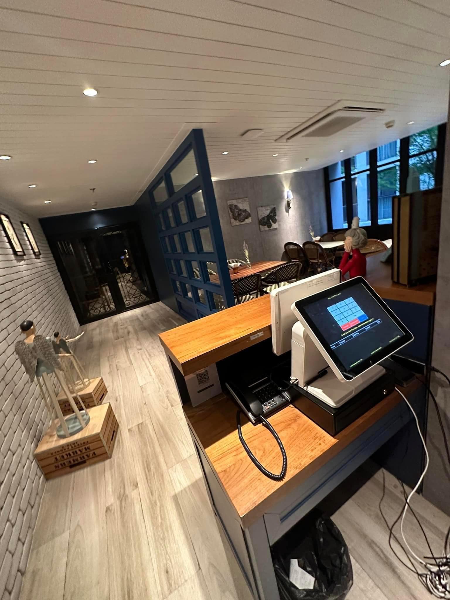 Retail Space in Khlong Tan Nuea, Vadhana, Bangkok - Image 10