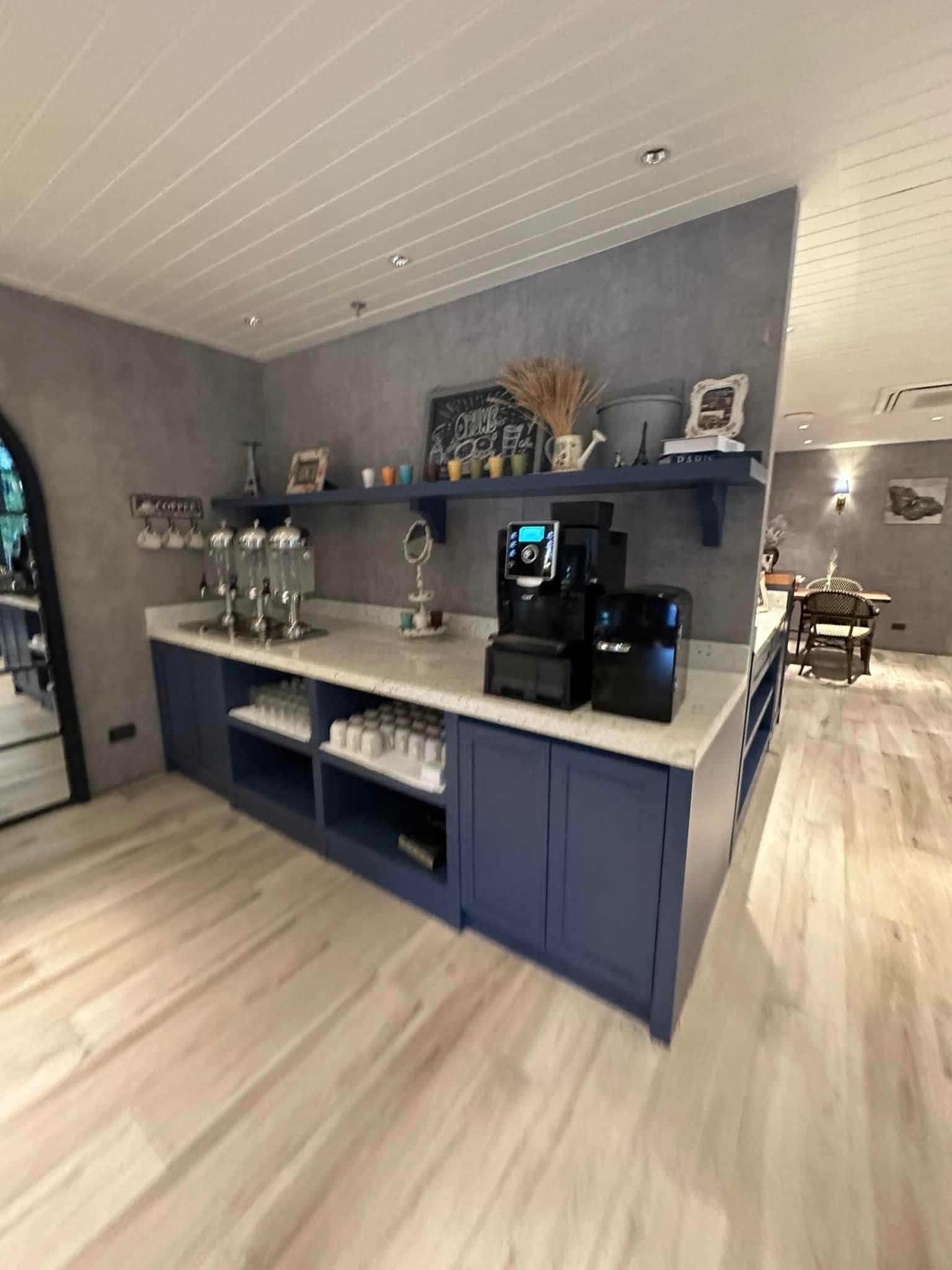 Retail Space in Khlong Tan Nuea, Vadhana, Bangkok - Image 5