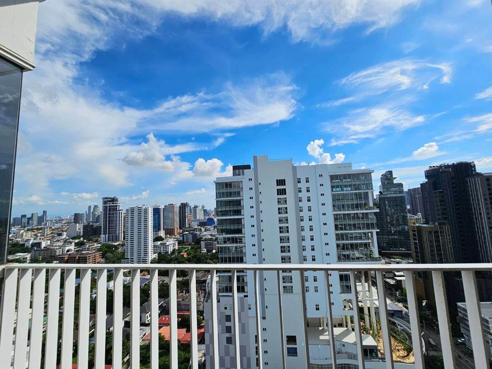 HQ Thonglor by Sansiri - Image 13