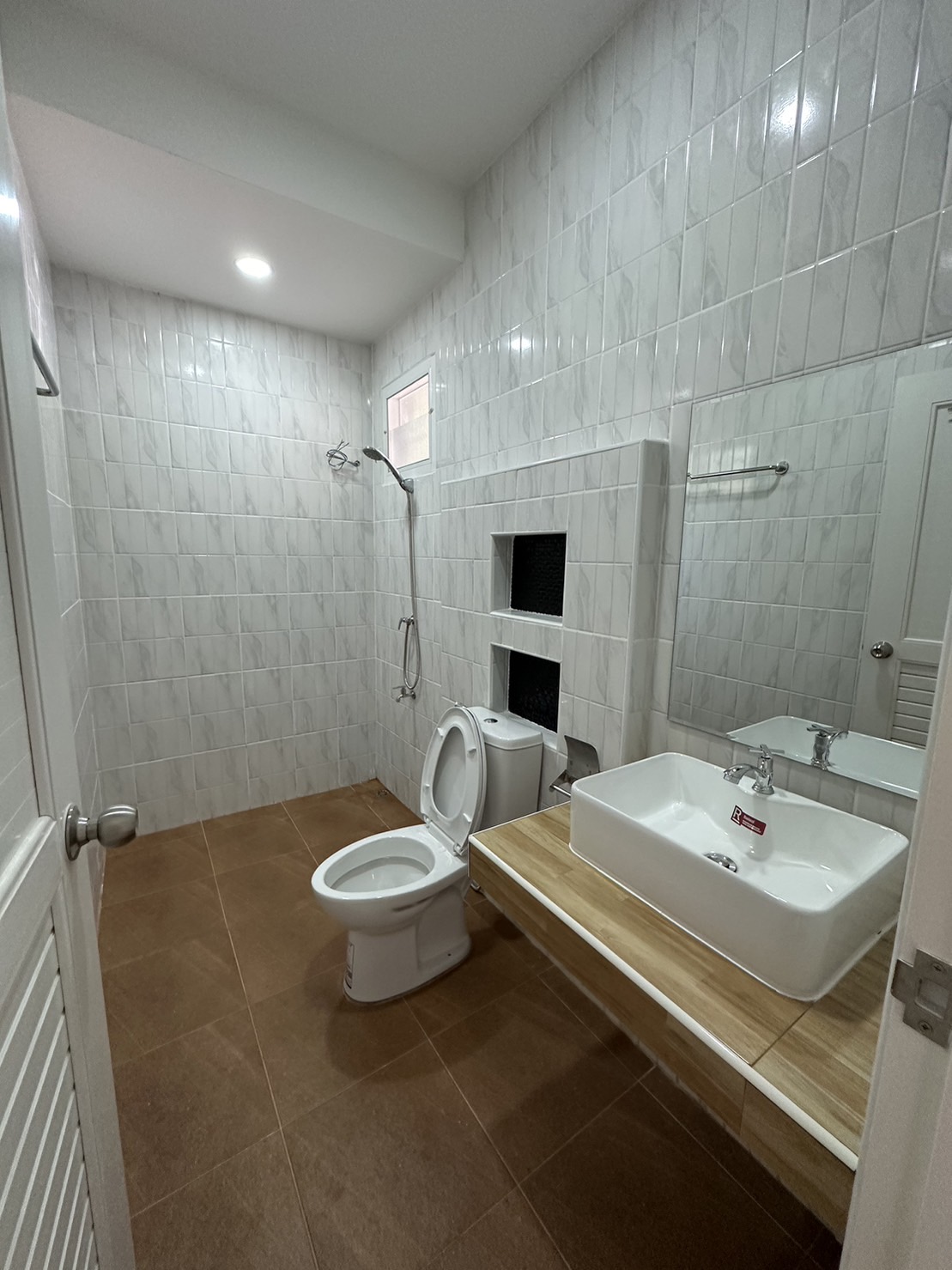 3 Bedroom House For Sale in Nam Phrae, Hang Dong, Chiang Mai - Image 9