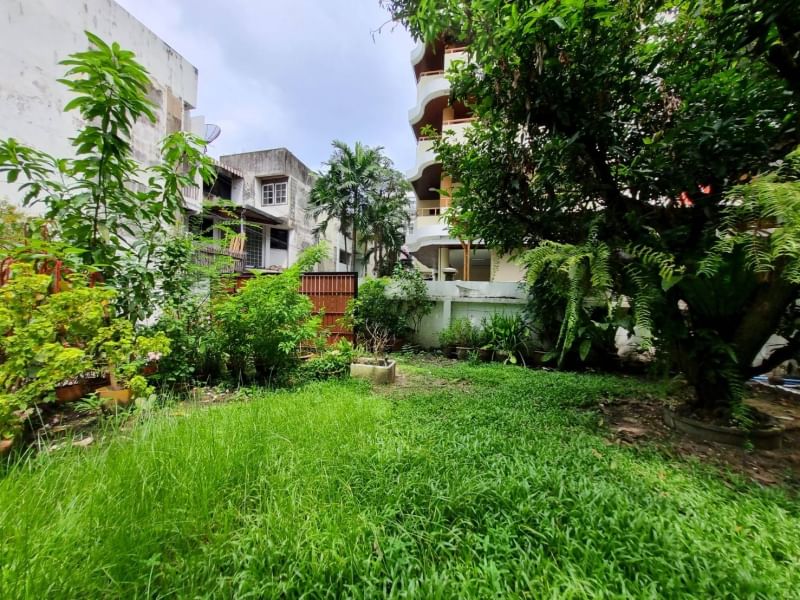 Studio House  in Khlong Tan Nuea, Vadhana, Bangkok - Image 14