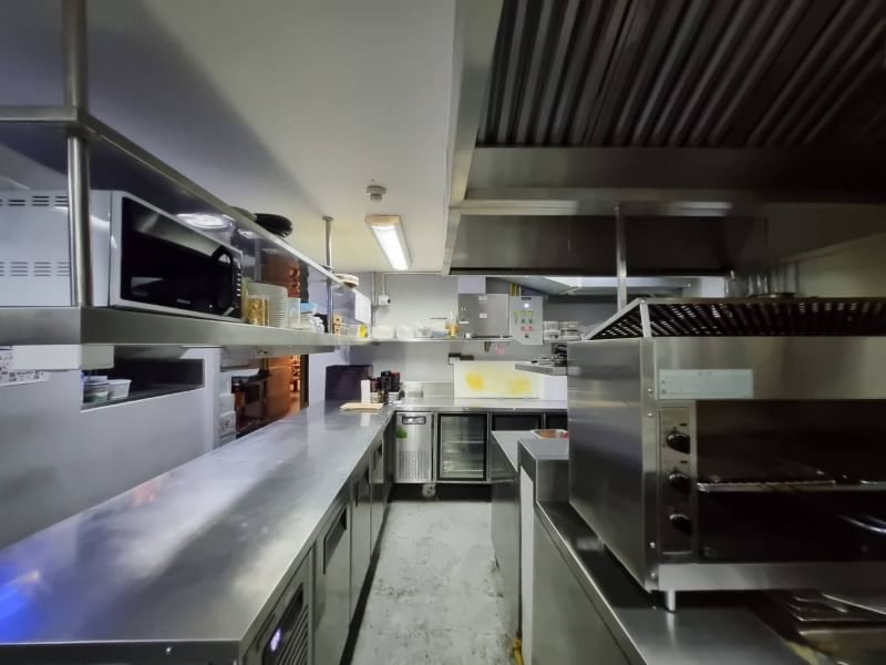  Retail Space  in Khlong Toei, Khlong Toei, Bangkok - Image 11