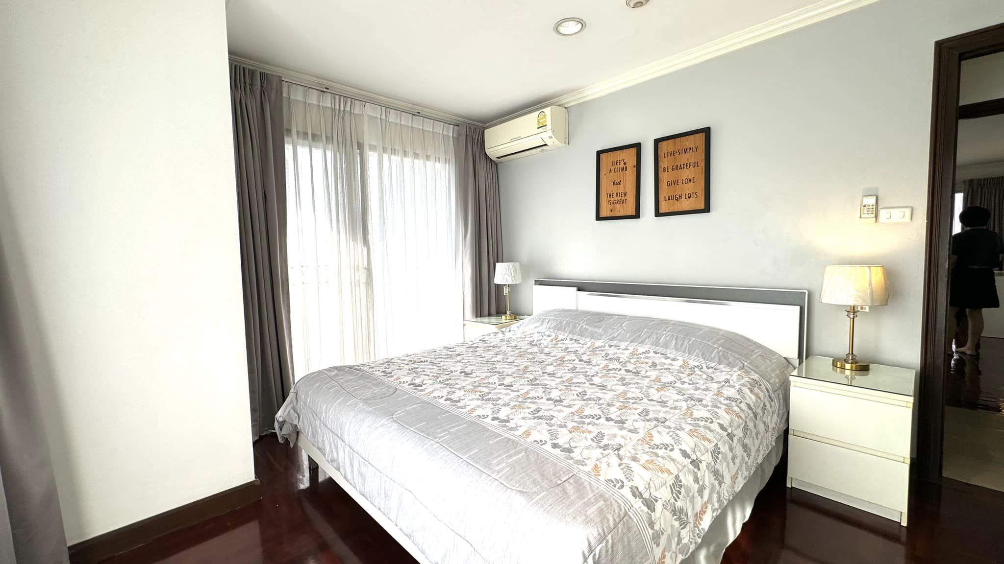 Richmond Palace Sukhumvit 43 - Image 7