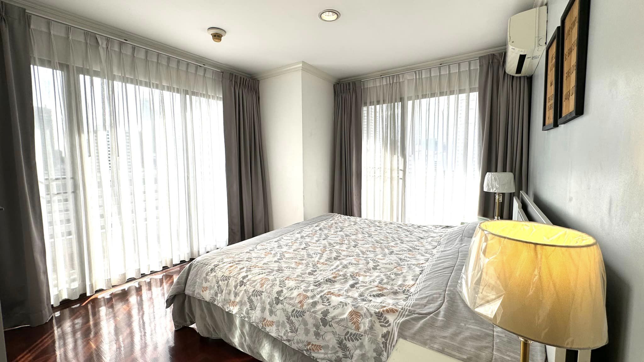 Richmond Palace Sukhumvit 43 - Image 19