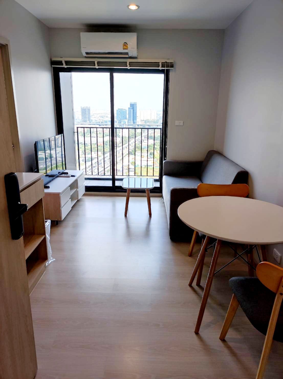 Nue Noble Srinakarin - Lasalle - Image 3