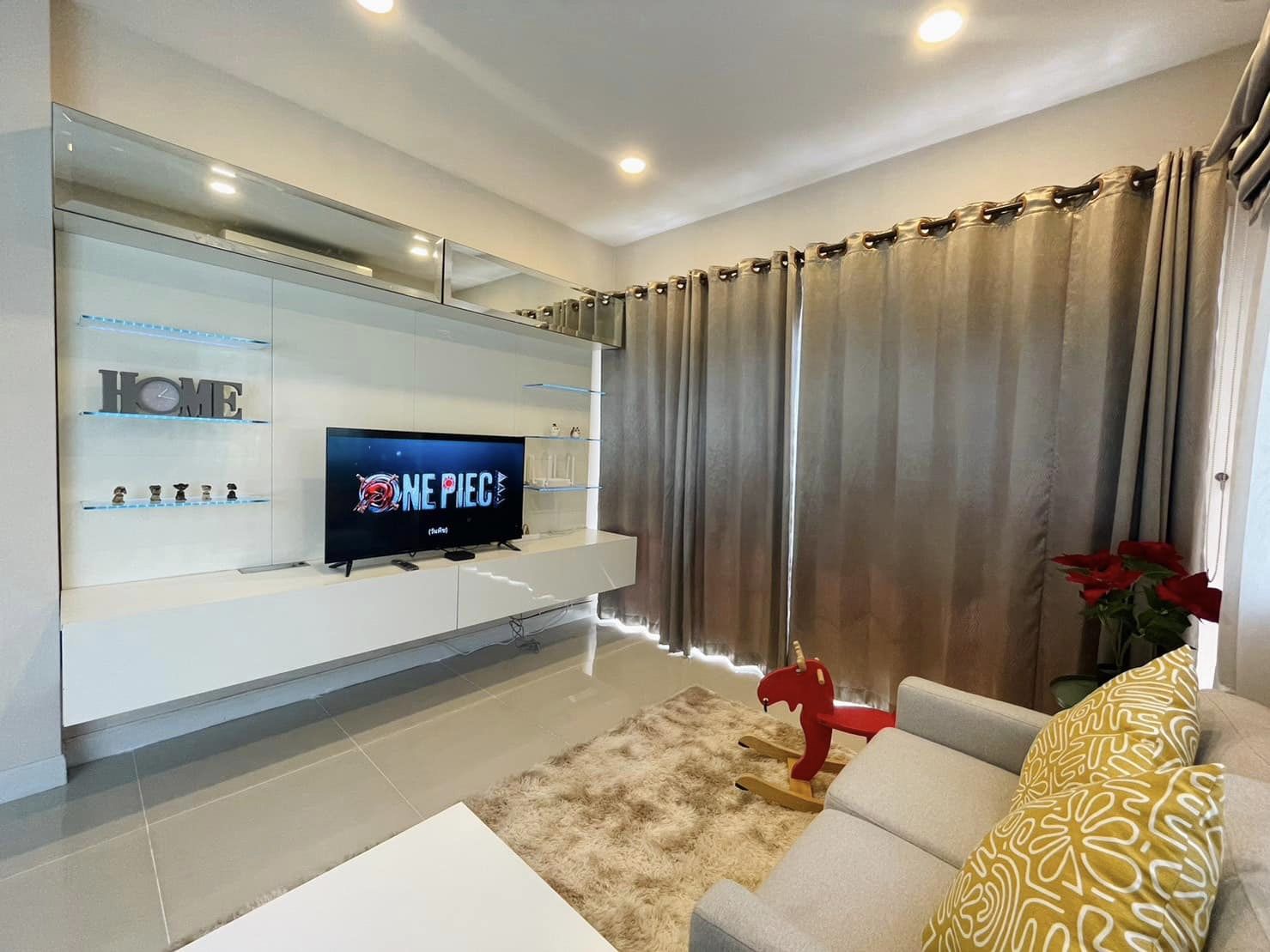 The Urbana 2+ by Palm Springs - Image 2