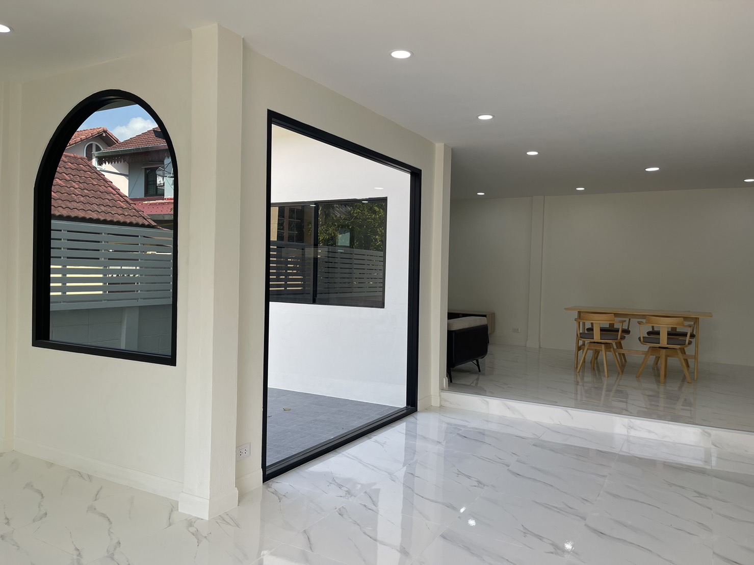 properties%2F08hndkbxOns3ZxInIdgS%2Fpics%2F4txA1ZRfnAyfyWamT4Tk-S__6971516_0.jpg?alt=media&token=4144b3f0-a4f0-4f10-9db5-fc3e6dc613e6